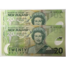 NEW ZEALAND 2002 . TWENTY 20 DOLLAR BANKNOTES . CONSECUTIVE PAIR